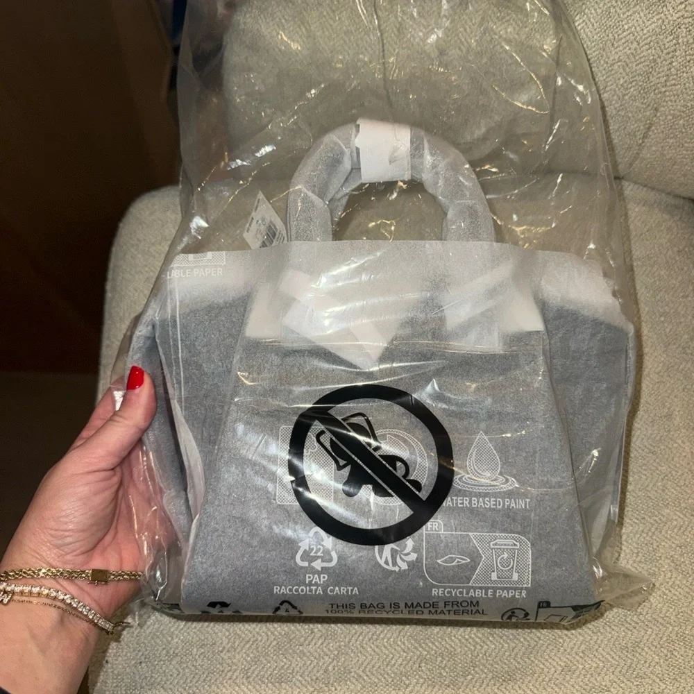Michael Kors Black XSMALL AVRIL